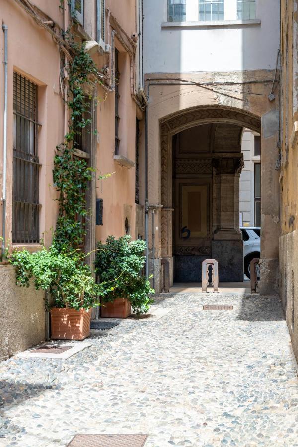 Апартаменти Centro Storico • Wi-Fi, Netflix E Terrazzo Павія Екстер'єр фото